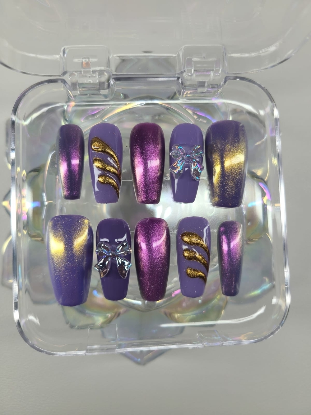 Size-Medium-Purple & Gold Iridescent Press-On Nail Set